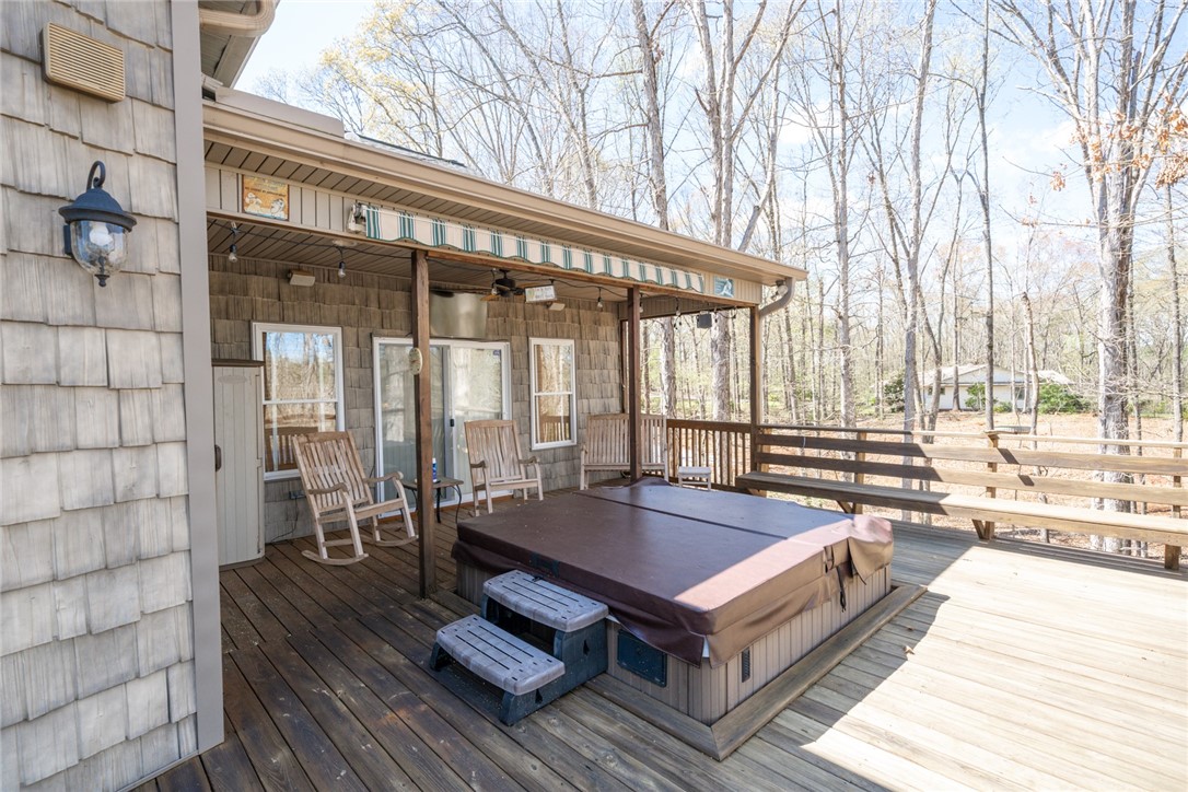 120 Creek Road Fair Play, SC 29643 - Photo 3 of 16 Gallery Image 3