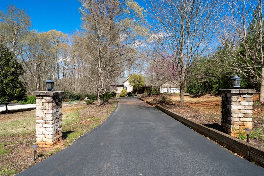 120 Creek Road Fair Play, SC 29643 - Photo 8 of 16 Gallery Image 8