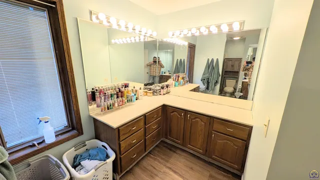 $338,500 | 2653 West Ridge Drive, Emporia, KS 66801