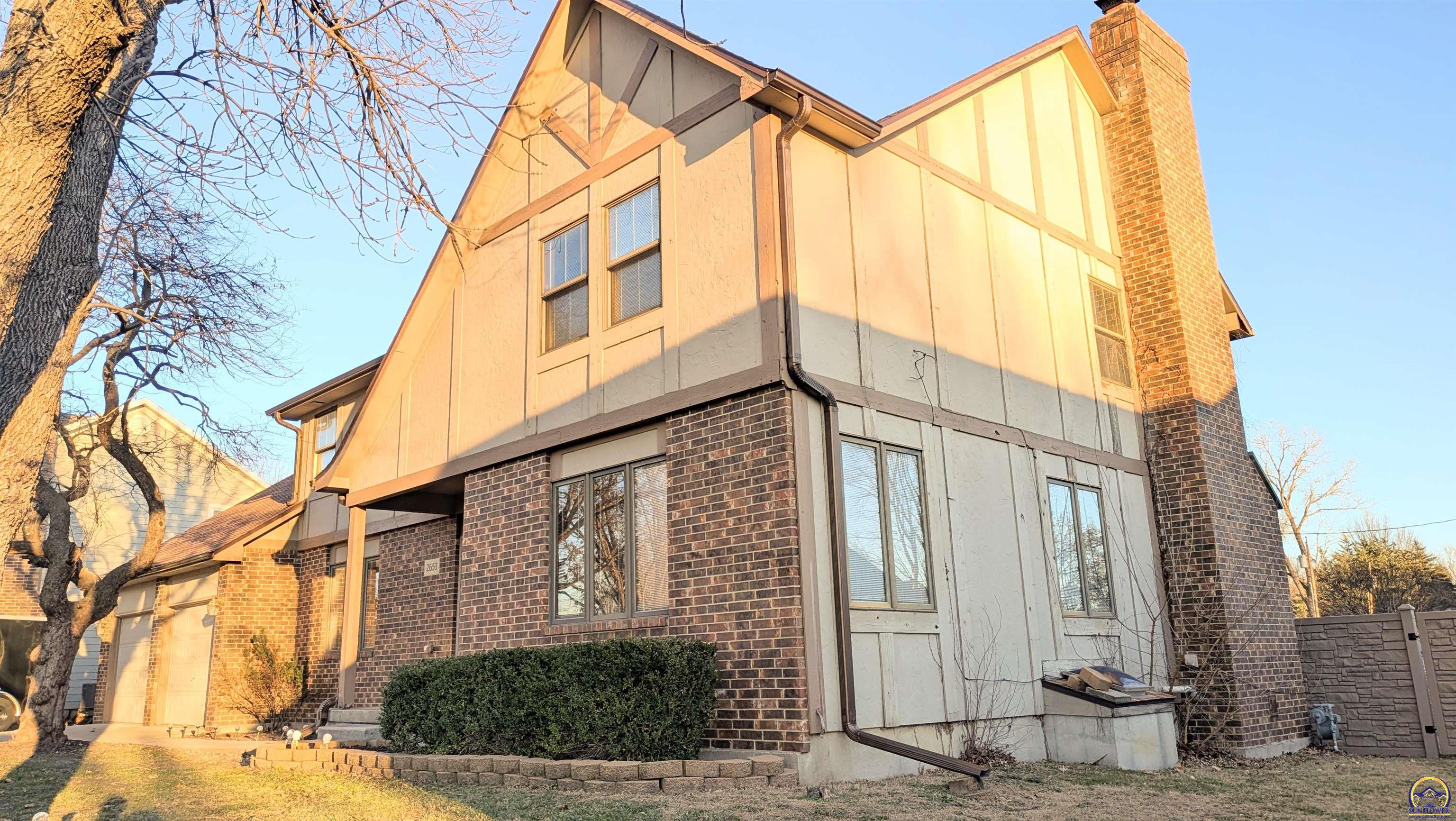 2653 West Ridge Drive Emporia, KS 66801 - Photo 3 of 37