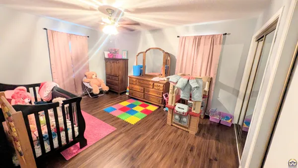 $329,900 | 2653 West Ridge Drive, Emporia, KS 66801