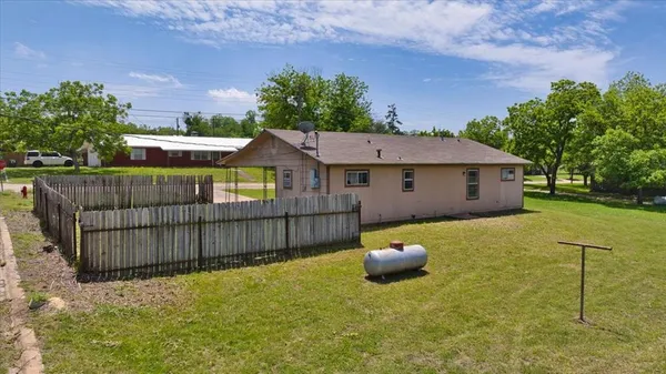 $159,900 | 416 Wilson Avenue, Mason, TX 76856