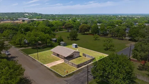 $159,900 | 416 Wilson Avenue, Mason, TX 76856