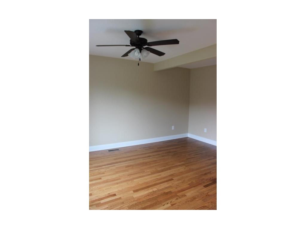 1226 Gray Station Road Gray, TN 37615 - Photo 4 of 22 Photo 4