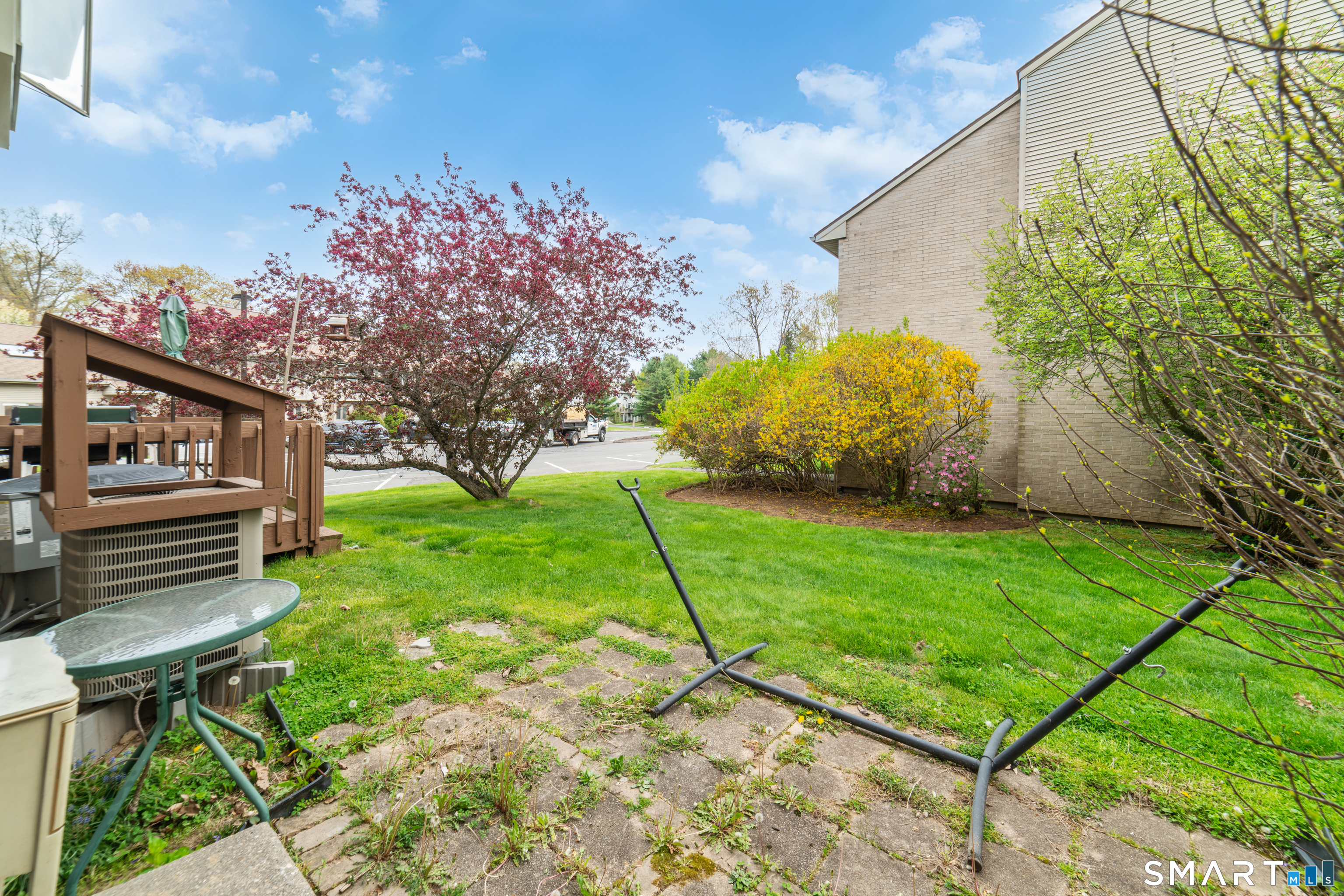 827 Oronoke Road, Unit 92 Waterbury, CT 06708 - Photo 25 of 40