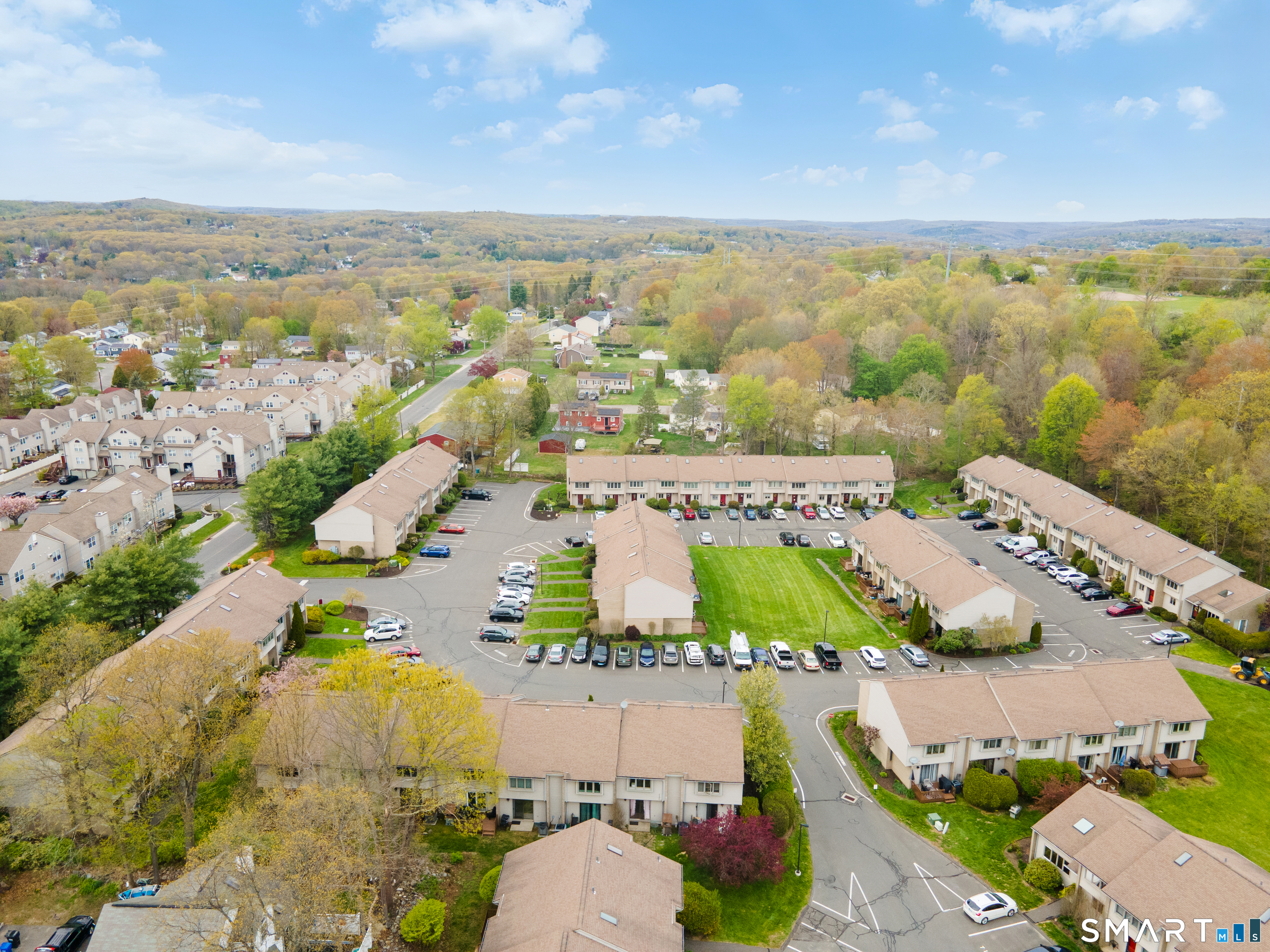 827 Oronoke Road, Unit 92 Waterbury, CT 06708 - Photo 32 of 40