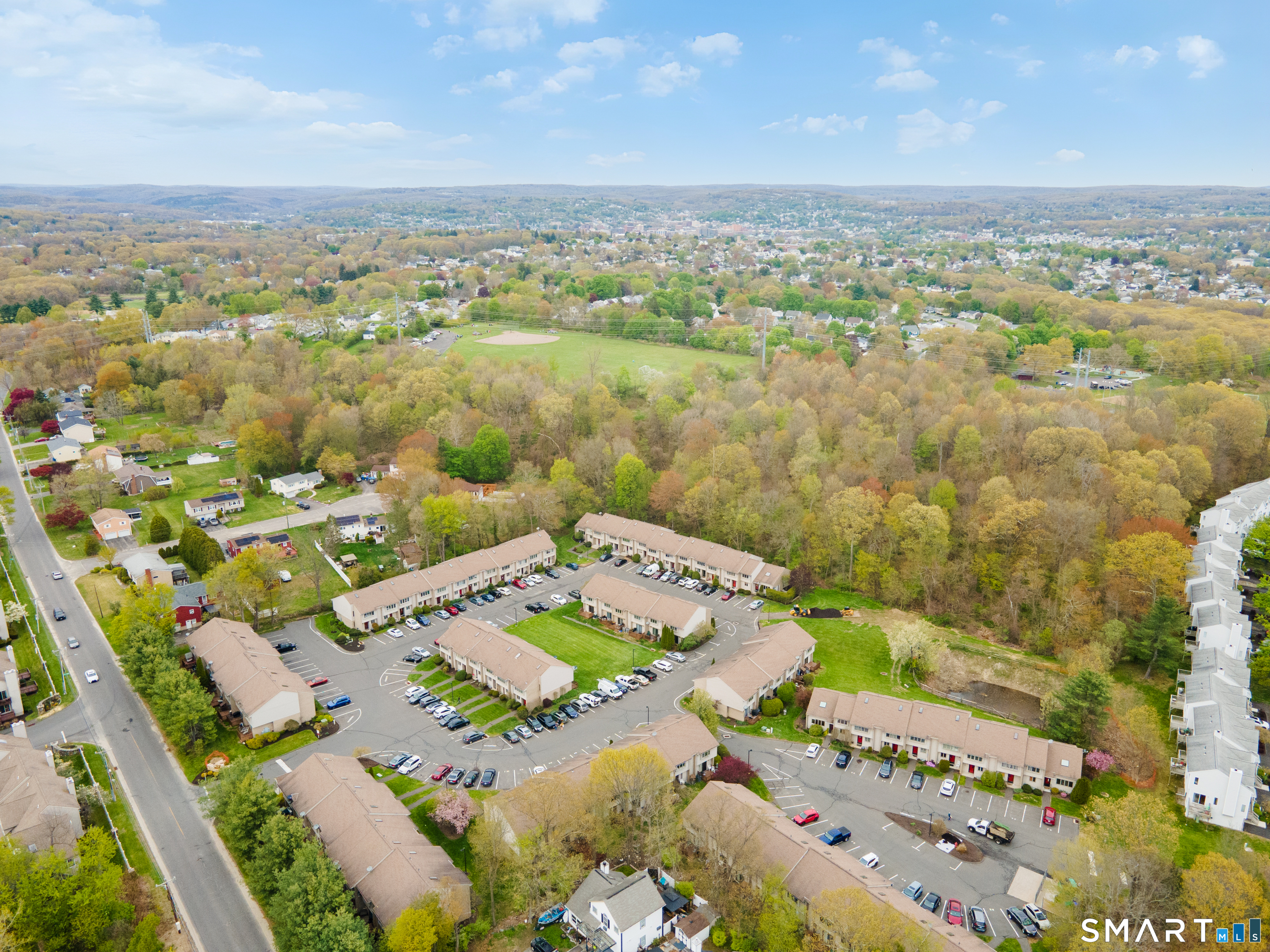 827 Oronoke Road, Unit 92 Waterbury, CT 06708 - Photo 36 of 40