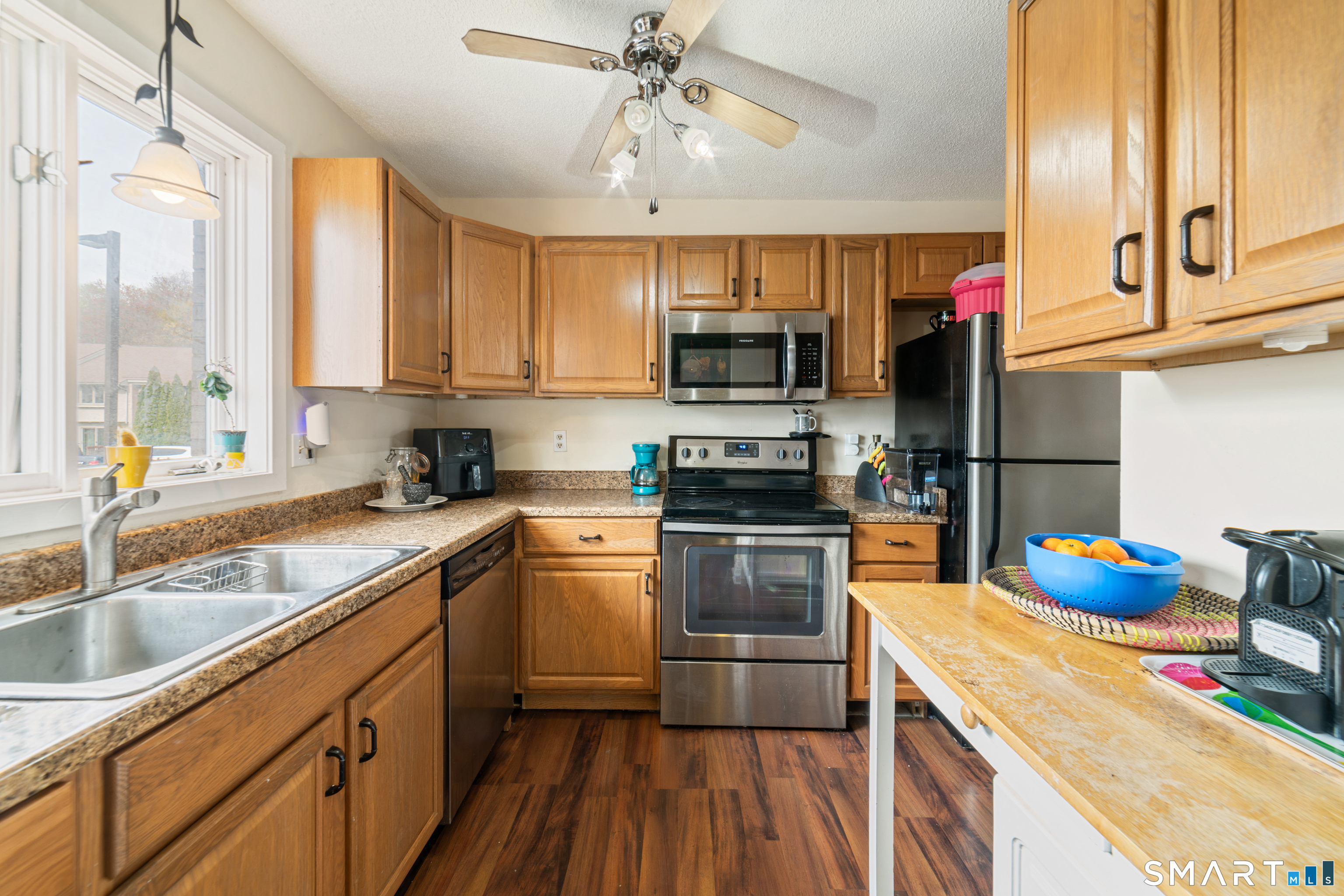 827 Oronoke Road, Unit 92 Waterbury, CT 06708 - Photo 5 of 40