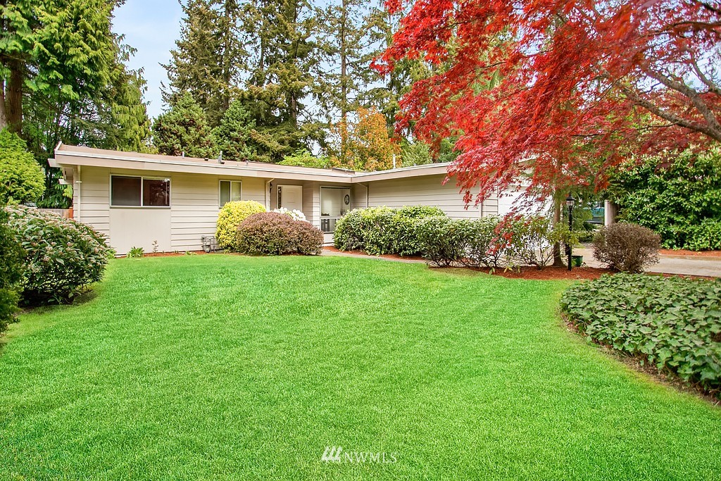 7019 179th Street Southwest Edmonds, WA 98026 - Photo 1 of 16 Gallery Image 1