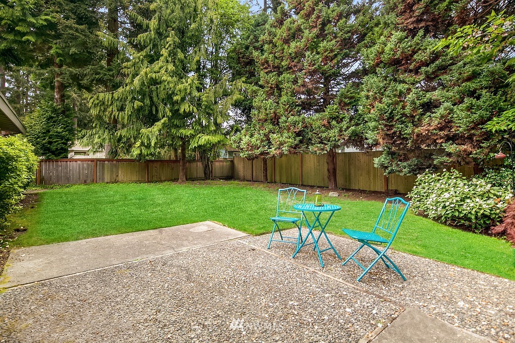 7019 179th Street Southwest Edmonds, WA 98026 - Photo 14 of 16 Gallery Image 14