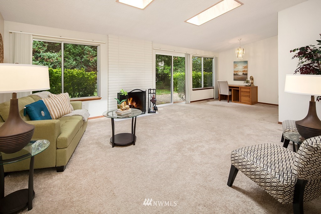 7019 179th Street Southwest Edmonds, WA 98026 - Photo 7 of 16 Gallery Image 7