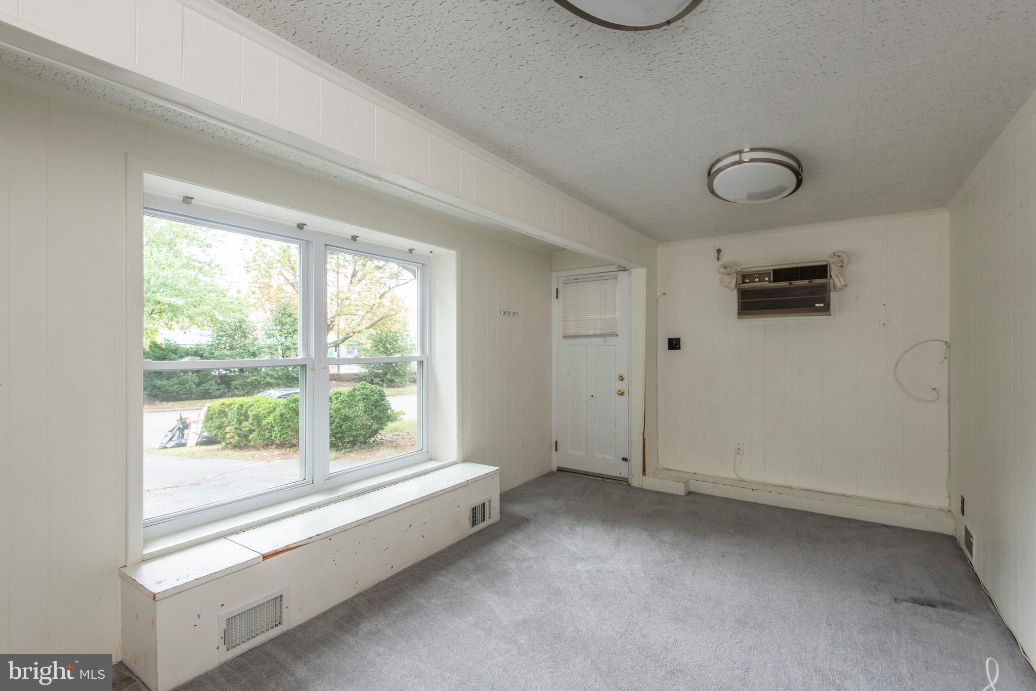 1022 Clover Hill Road Wynnewood, PA 19096 - Photo 12 of 39