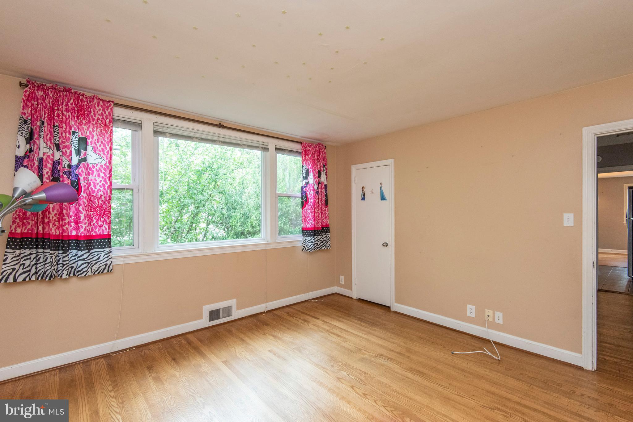 1022 Clover Hill Road Wynnewood, PA 19096 - Photo 16 of 39