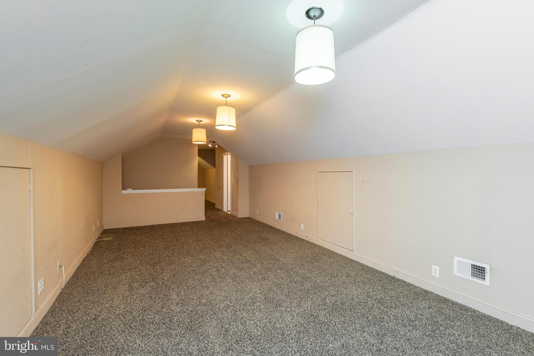 1022 Clover Hill Road Wynnewood, PA 19096 - Photo 36 of 39