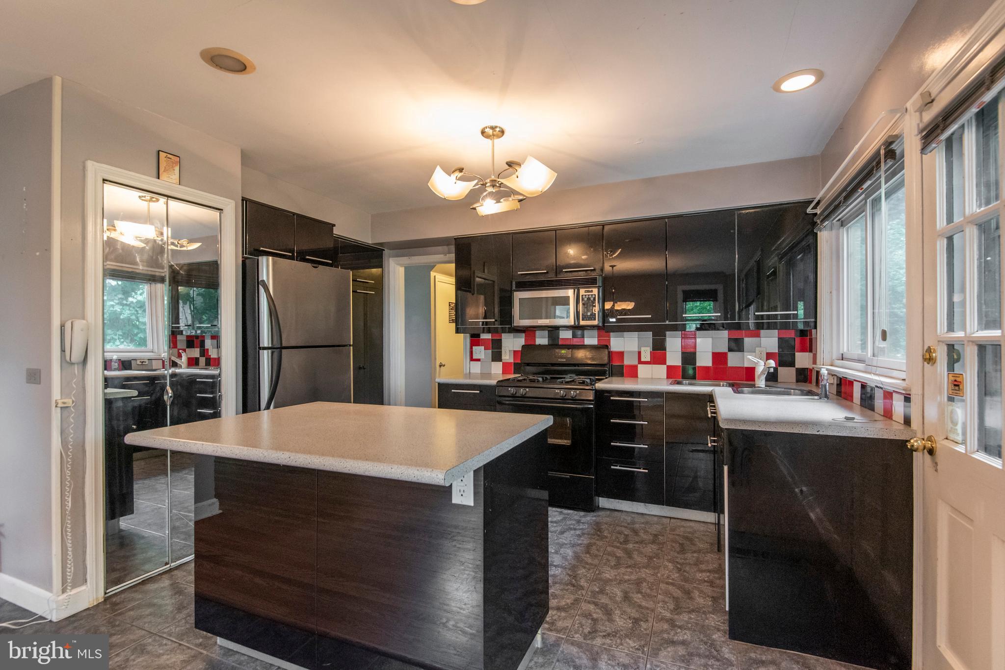 1022 Clover Hill Road Wynnewood, PA 19096 - Photo 6 of 39 Kitchen