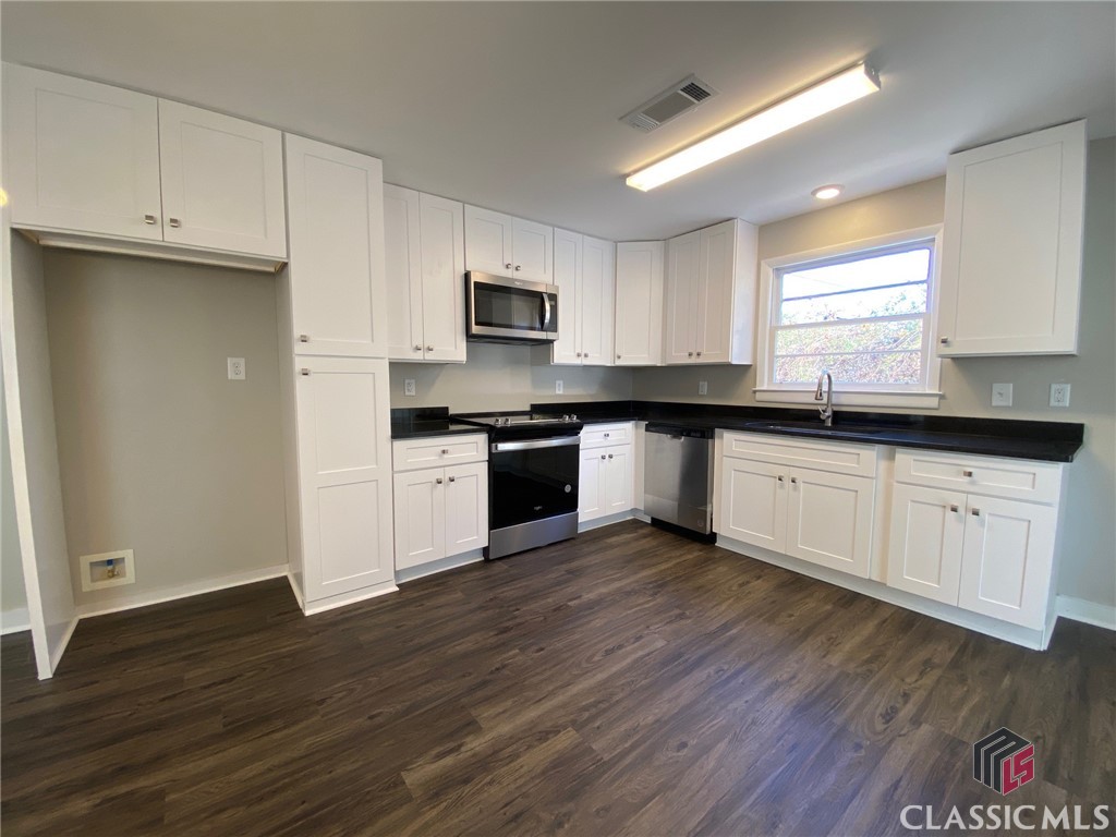 1264 Hull Road Athens, GA 30601 - Photo 1 of 21