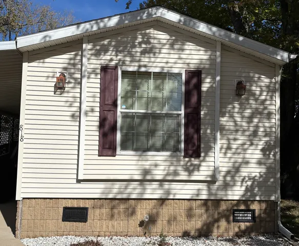 $52,500 | 818 Peach Tree Street, Urbana, IL 61802