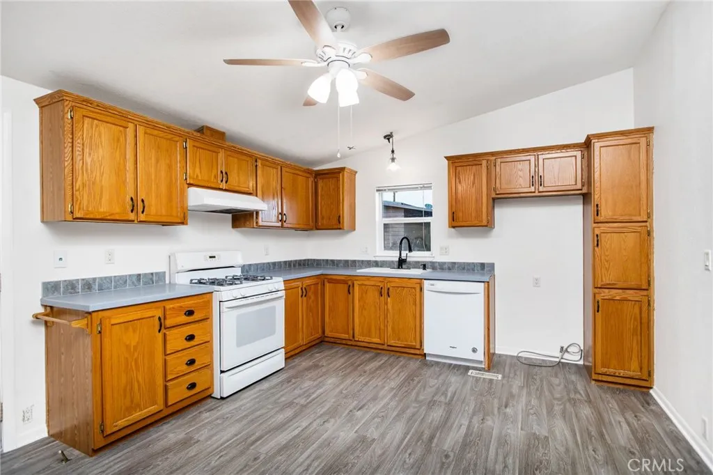 27701 Murrieta Road, Unit 111 Menifee, CA 92586 - Photo 13 of 51