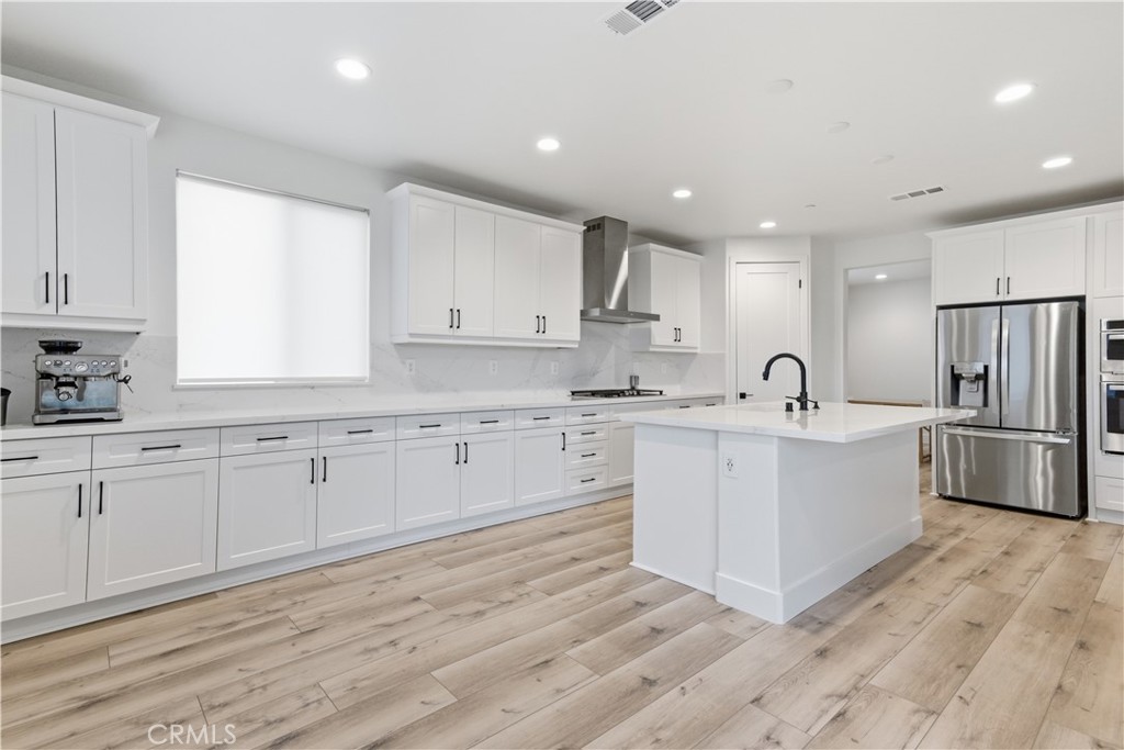 1224 Joshua Tree Road Calimesa, CA 92320 - Photo 15 of 38 Kitchen