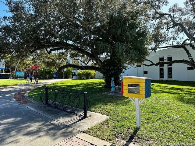 $3,375 | 2646 Northeast Pelican Way, Jensen Beach, FL 34957