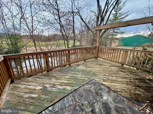 $2,650 | 180 Sassamansville Road, Gilbertsville, PA 19525