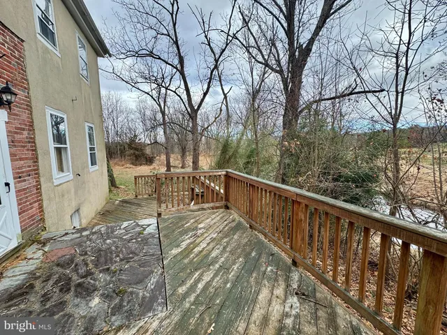 $2,650 | 180 Sassamansville Road, Gilbertsville, PA 19525