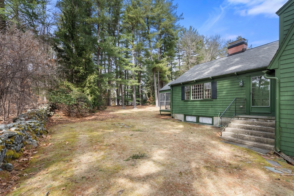 14 Westland Road Weston, MA 02493 - Photo 30 of 31 Gallery Image 30