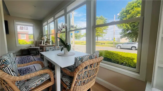 $3,200 | 115 Wellington Avenue, Unit 1, Newport, RI 02840