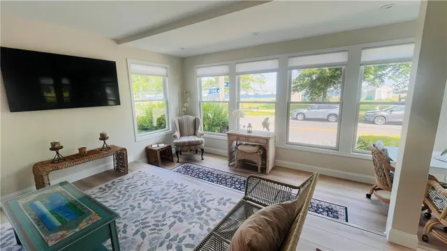 $3,200 | 115 Wellington Avenue, Unit 1, Newport, RI 02840