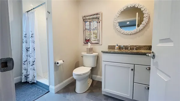 $3,000 | 115 Wellington Avenue, Unit 1, Newport, RI 02840