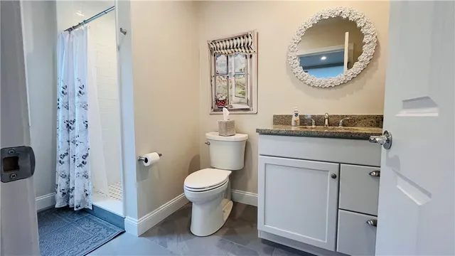 $3,200 | 115 Wellington Avenue, Unit 1, Newport, RI 02840