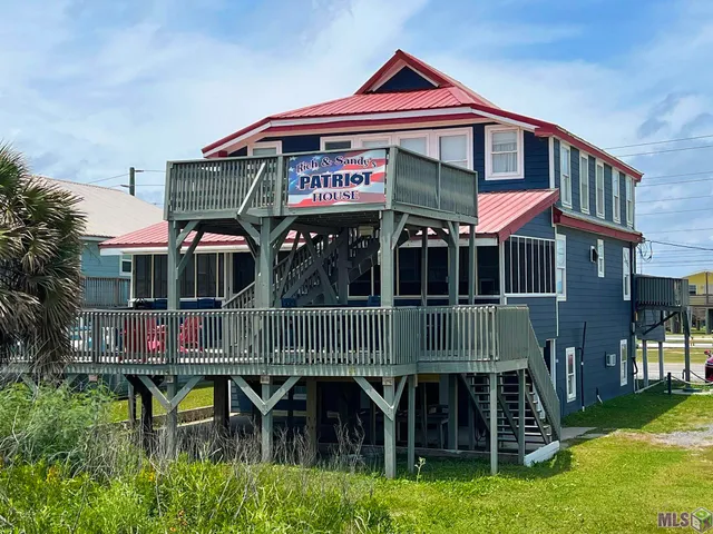 $749,000 | 2586 Highway 1, Grand Isle, LA 70358