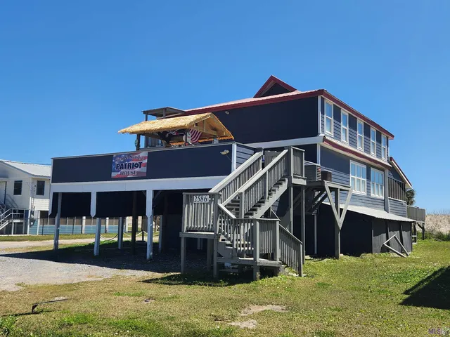 $749,000 | 2586 Highway 1, Grand Isle, LA 70358
