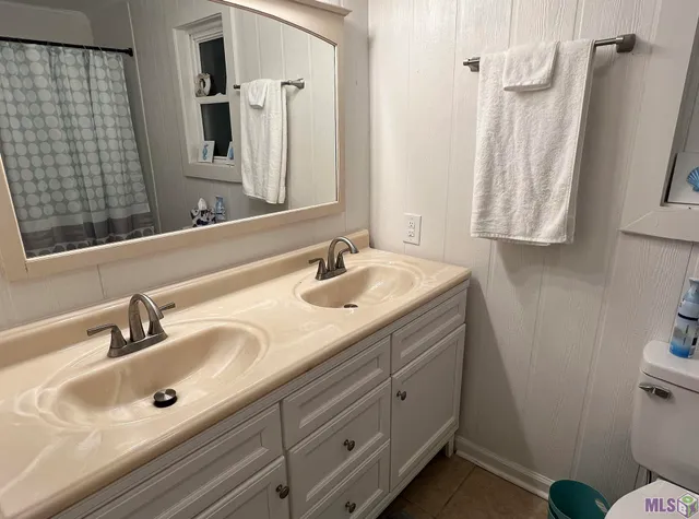 $749,000 | 2586 Highway 1, Grand Isle, LA 70358