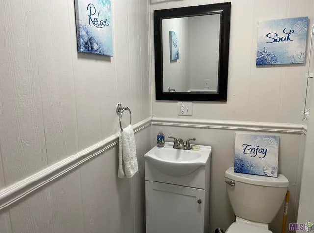 $749,000 | 2586 Highway 1, Grand Isle, LA 70358