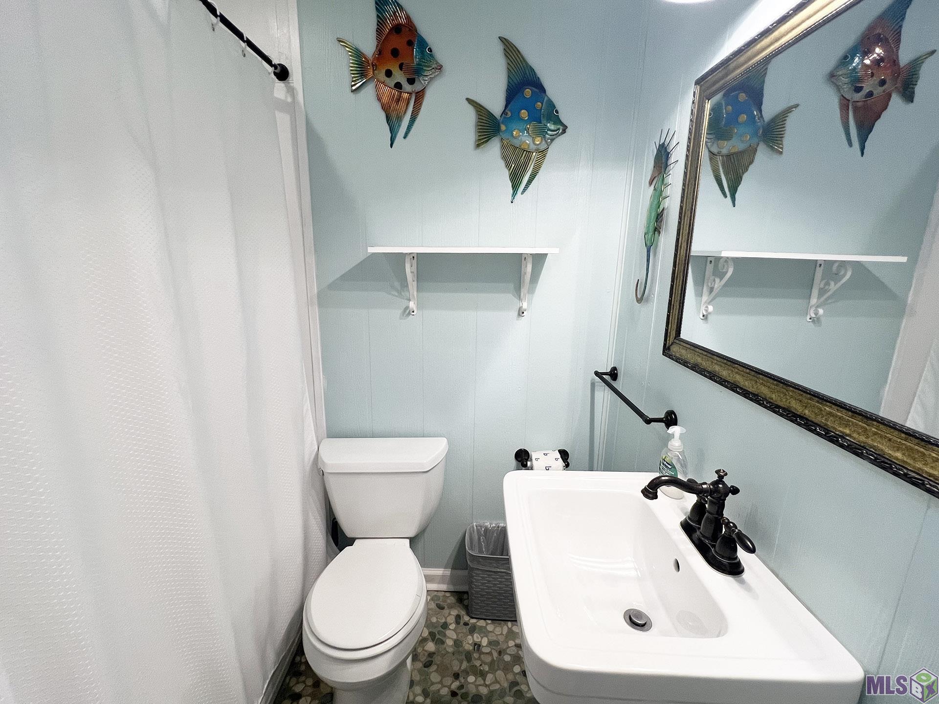 2586 Highway 1 Grand Isle, LA 70358 - Photo 32 of 47