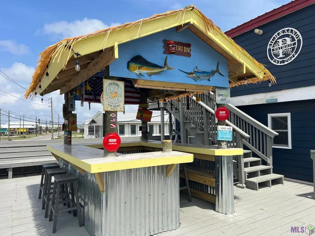 $749,000 | 2586 Highway 1, Grand Isle, LA 70358