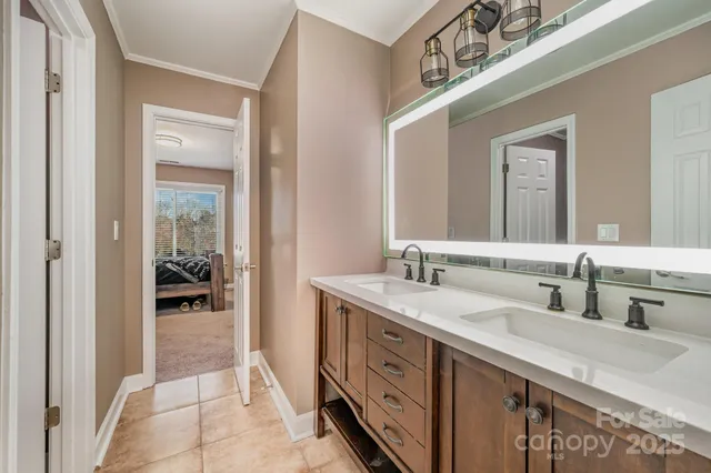 $795,000 | 10927 Parkleigh Drive, Charlotte, NC 28262