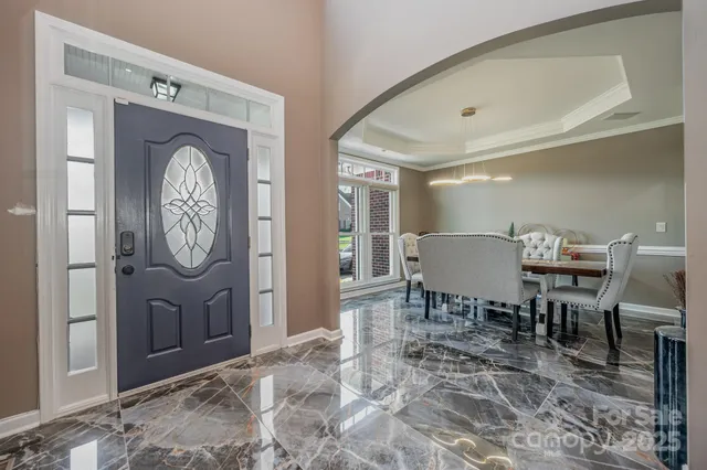 $795,000 | 10927 Parkleigh Drive, Charlotte, NC 28262