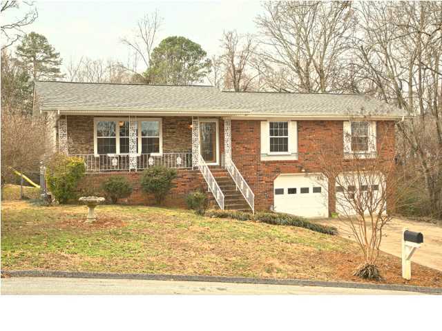 9112 River Oaks Road Harrison, TN 37341 - Photo 1 of 22 Primary Photo