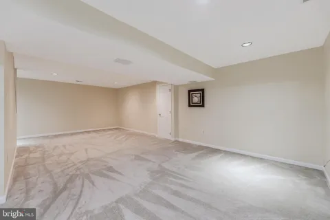 $1,100,000 | 13387 Glen Taylor Lane, Herndon, VA 20171