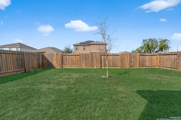 $1,800 | 15115 Jetfire Point, Von Ormy, TX 78073