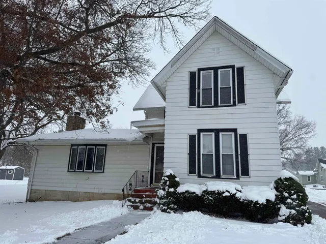 $185,000 | 126 West Roosevelt Street, Stillman Valley, IL 61084