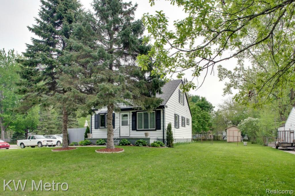 3361 Culbertson Avenue Rochester Hills, MI 48307 - Photo 24 of 25