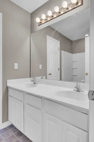 $2,000 | 208 Darcy Avenue, Goose Creek, SC 29445