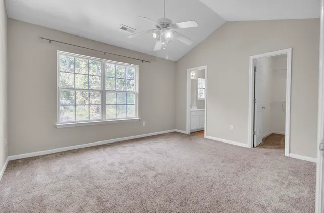 $2,000 | 208 Darcy Avenue, Goose Creek, SC 29445