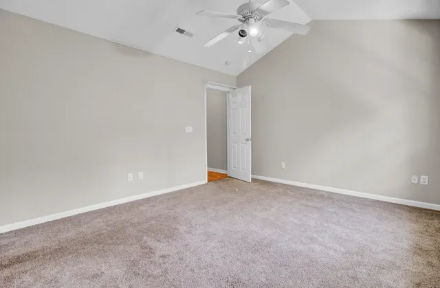 $2,000 | 208 Darcy Avenue, Goose Creek, SC 29445