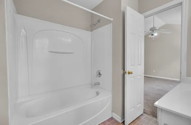 $2,000 | 208 Darcy Avenue, Goose Creek, SC 29445