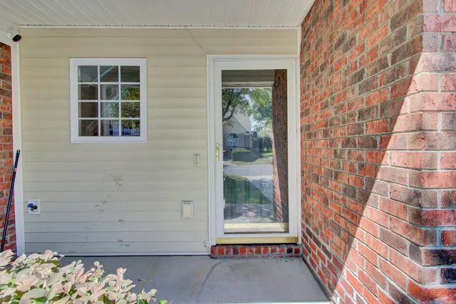 $2,000 | 208 Darcy Avenue, Goose Creek, SC 29445