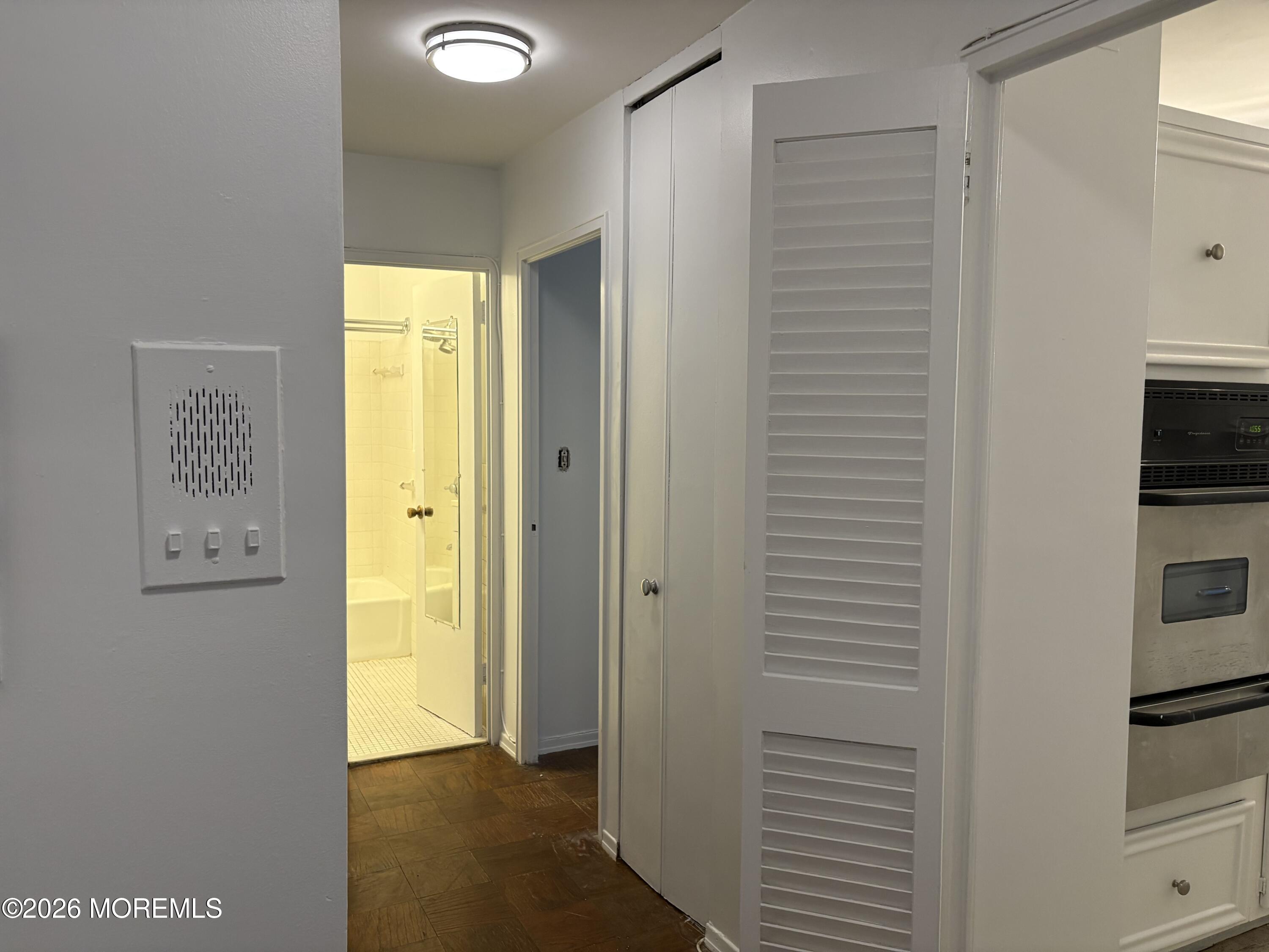 28 Riverside Avenue, Unit 1J Red Bank, NJ 07701 - Photo 9 of 17 Hallway